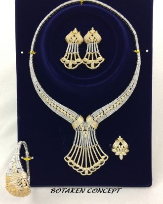 CUBIC BRIDAL / WOMEN OCCASION SET. HIGH QUALITY. 