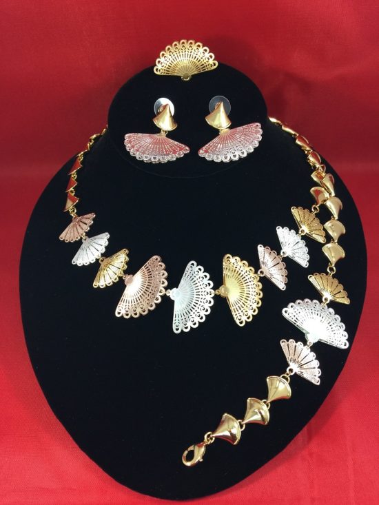 SIGNATURE LOOK NECKLACE, HQ